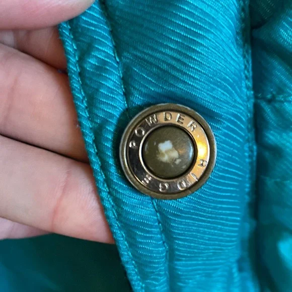 Powder Ridge, Edmonton, Technical Ski Jacket, Women’s medium - Picture 8 of 12